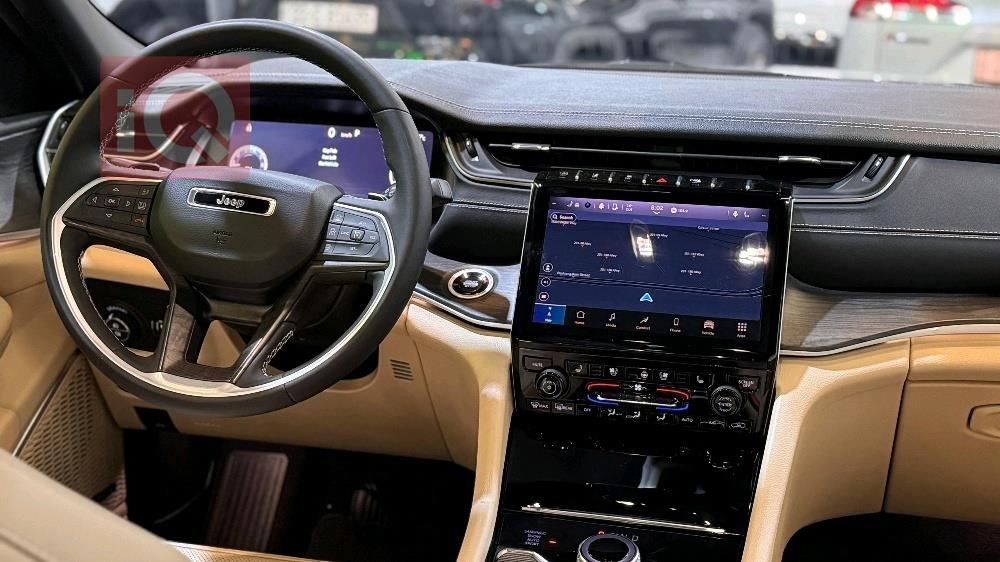 جيب جراند شيروكي